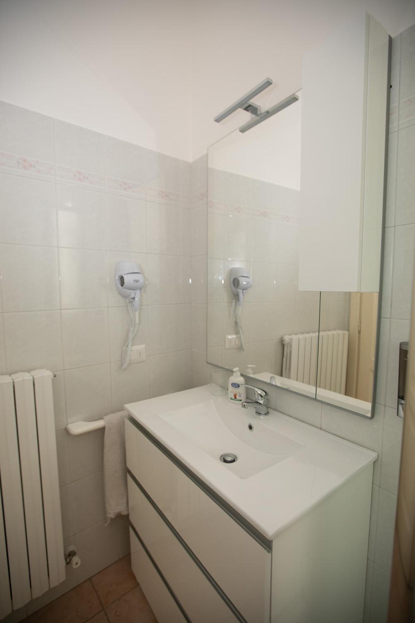 Casa In Centro Apartment Ascoli Piceno Luaran gambar